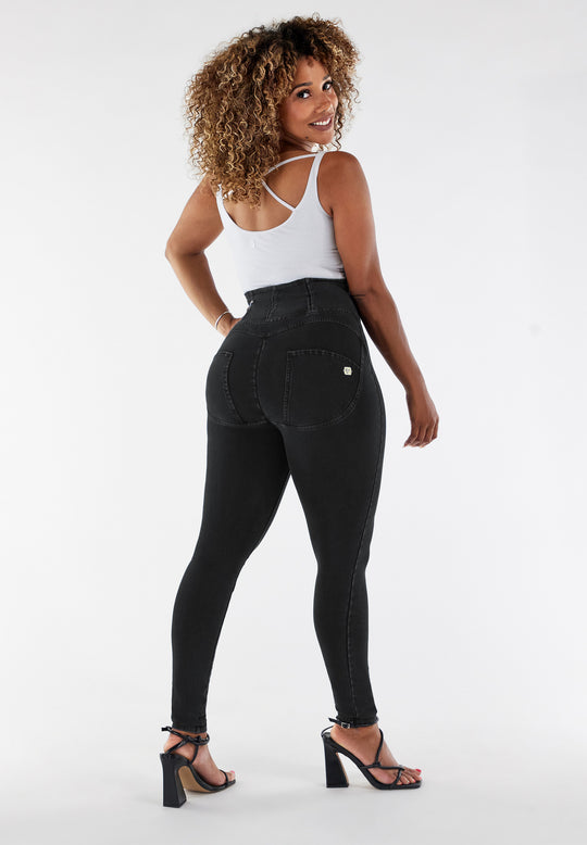 WR.UP® Curvy Denim - High Rise Full Length - Black Rinse