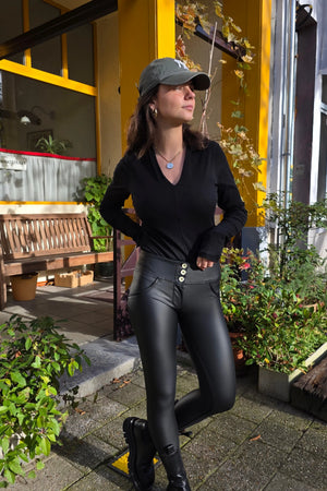 WR.UP® Eco Faux Leather Mid Waist - Ankle Length 3 Button - Black