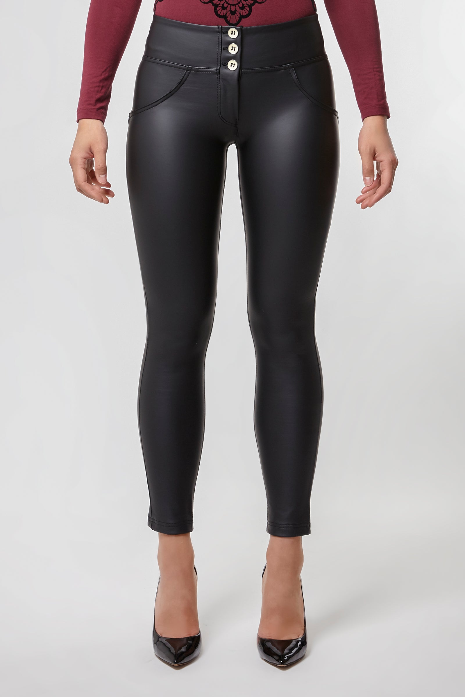 WR.UP® Leather - Mid Rise Full Length 3 Button - Black