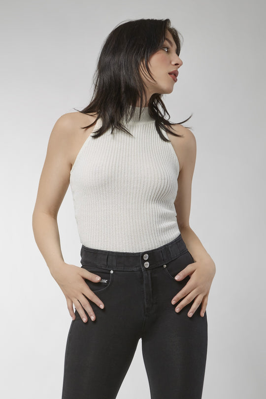 Sweater Tank - Crewneck Cropped - White