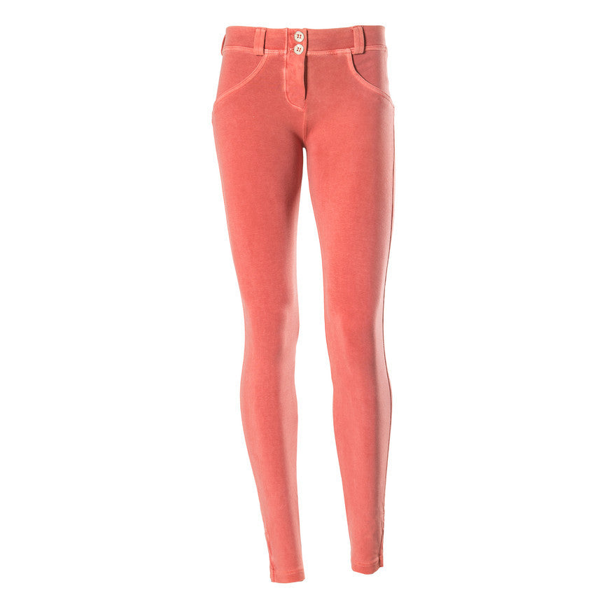 WR.UP  SHAPING EFFECT 7/8 ZIP SKINNY PIGMENT DYED-Coral - LIVIFY
 - 1
