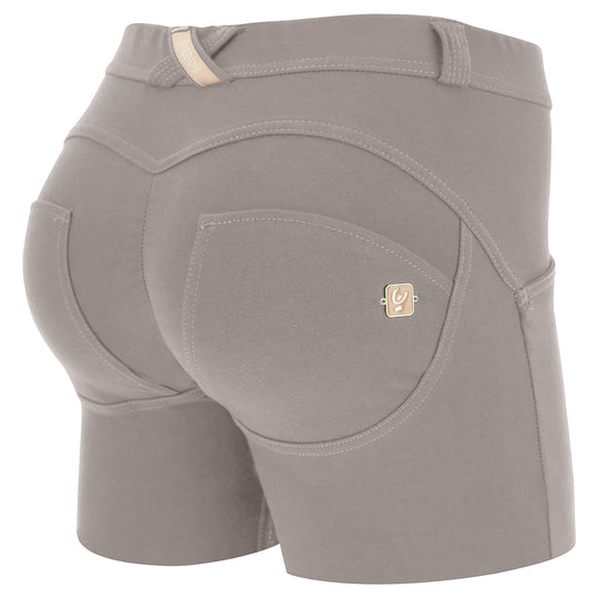Freddy WR.UP® Regular Rise Shorts - Beige