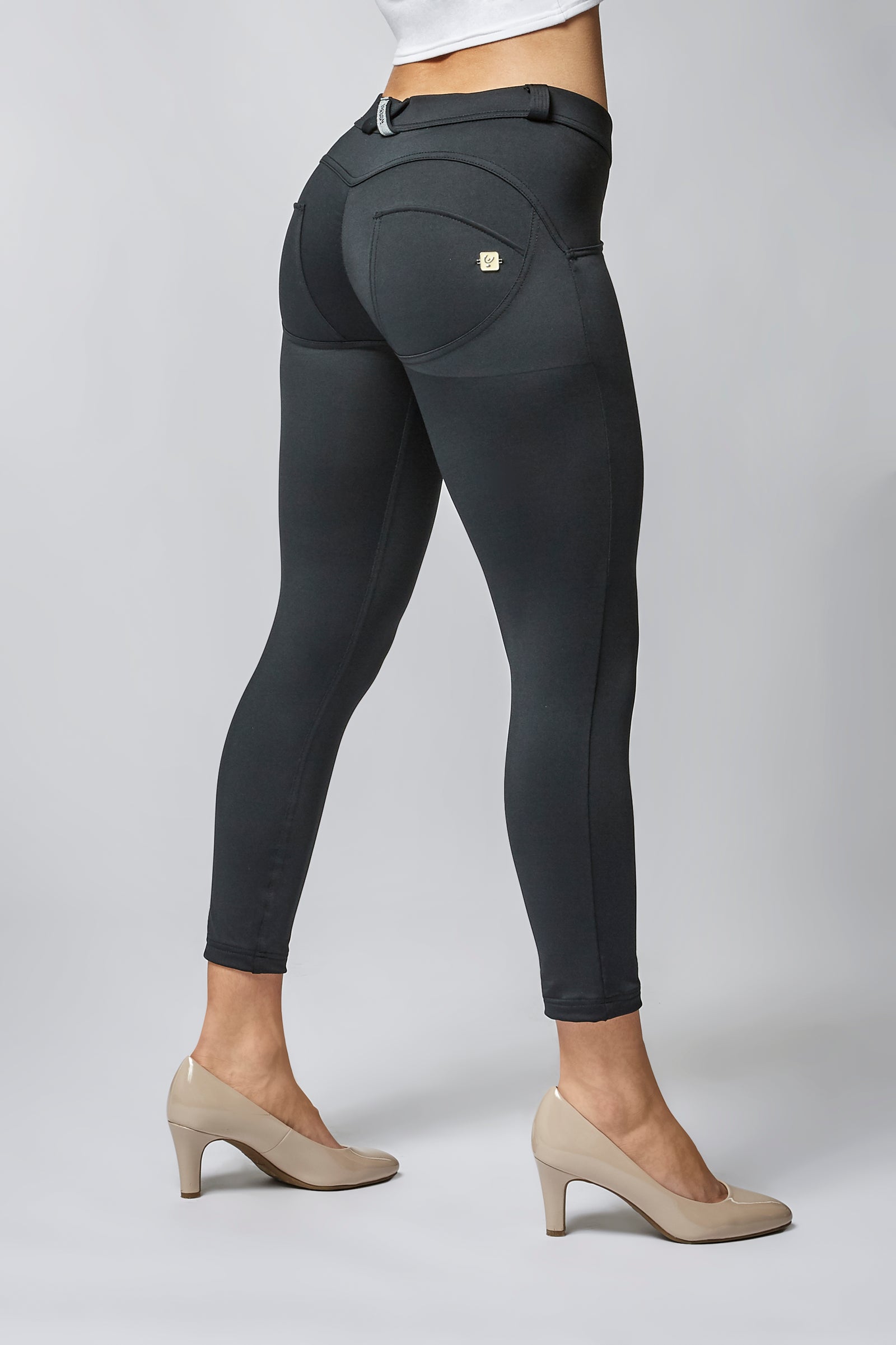 WR.UP® Fashion - Classic Rise Ankle Satin Finish - Black